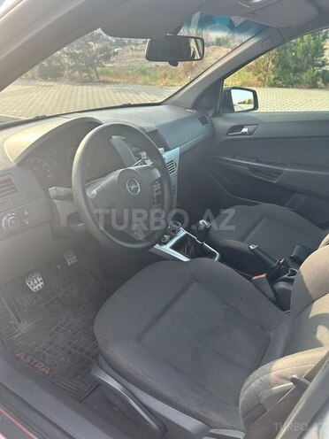 Opel Astra 2009, 360,000 km - 1.4 l - Bakı