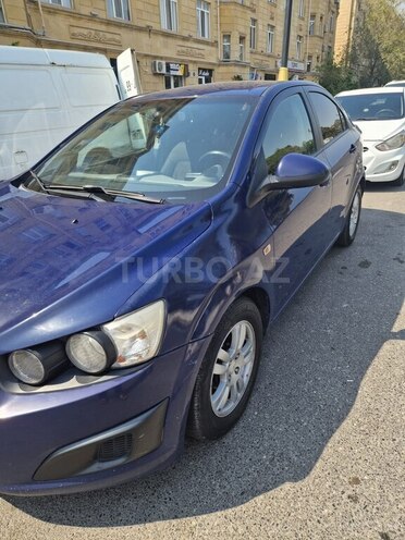Chevrolet Aveo-2