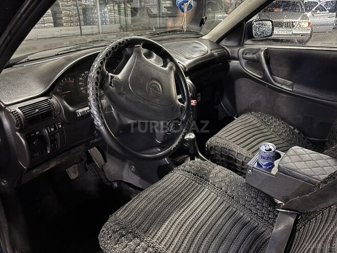 Opel Astra 1997, 590,000 km - 1.8 l - Bakı