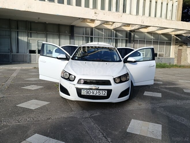 Chevrolet Aveo-1