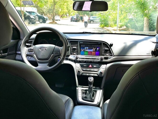 Hyundai Avante 2018, 102,000 km - 1.6 l - Bakı