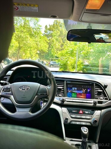 Hyundai Avante 2018, 102,000 km - 1.6 l - Bakı