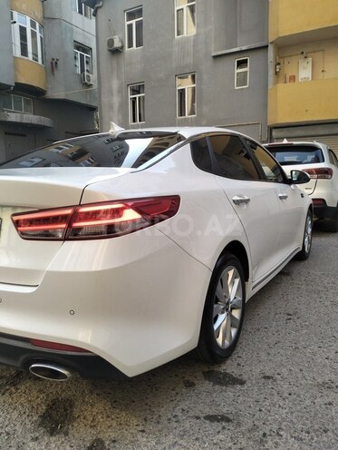 Kia K5-8