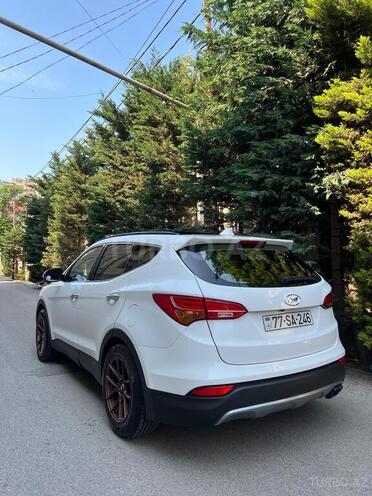 Hyundai Santa Fe-6