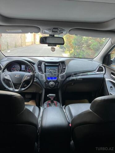 Hyundai Santa Fe-8
