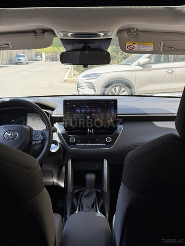 Toyota Corolla Cross 2024, 5,000 km - 2.0 л - Bakı