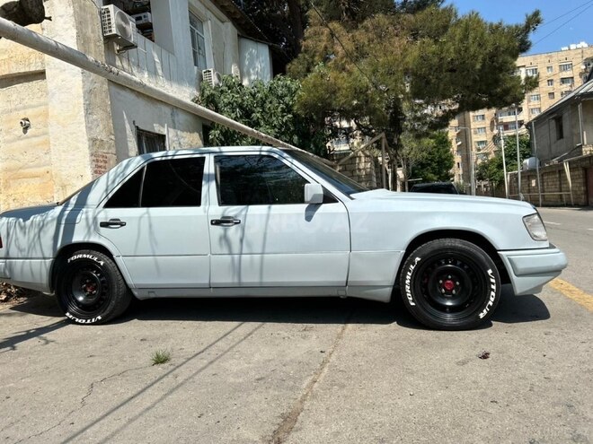 Mercedes E 200 1992, 500,000 km - 2.0 l - Bakı