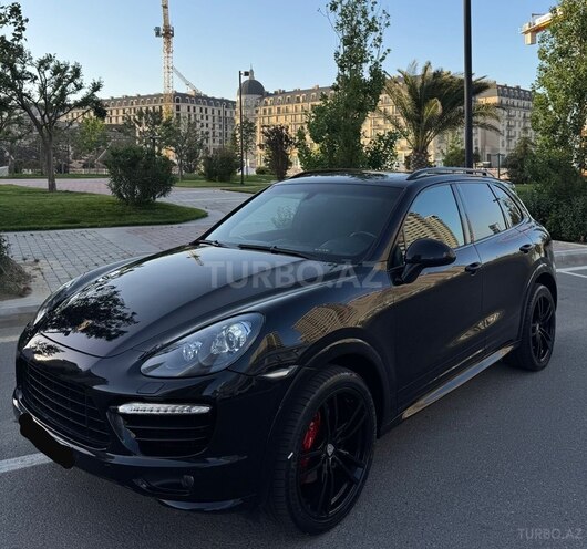 Porsche Cayenne-5