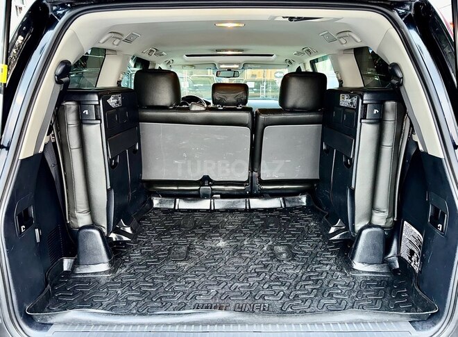Toyota Land Cruiser-17