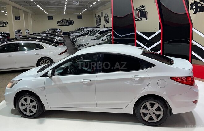 Hyundai Accent 2013, 225,005 km - 1.6 l - Sumqayıt