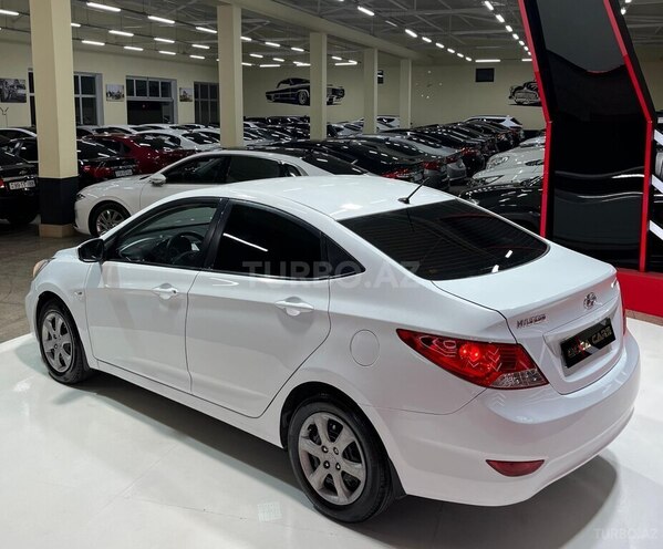 Hyundai Accent 2013, 225,005 km - 1.6 l - Sumqayıt