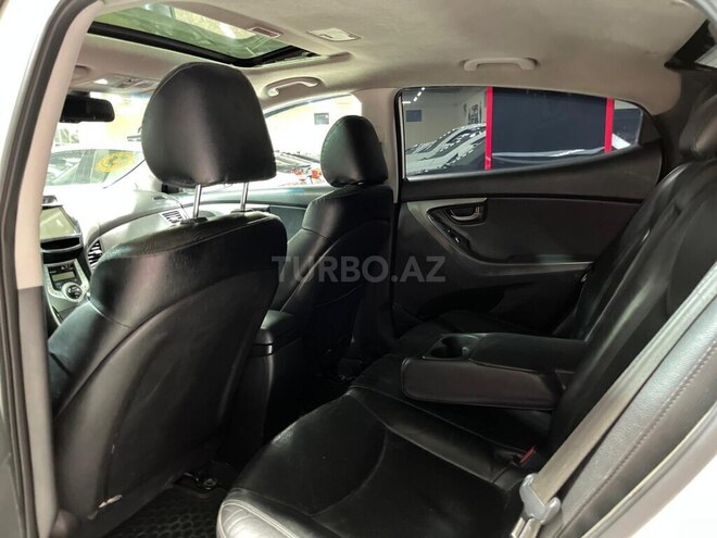 Hyundai Elantra 2011, 177,077 km - 1.8 l - Astara