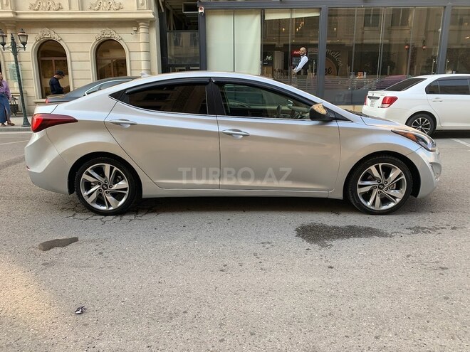 Hyundai Elantra 2014, 211,146 km - 1.8 l - Bakı