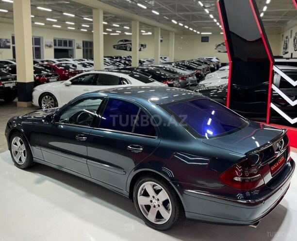Mercedes E 270 2002, 290,090 km - 2.7 l - Sumqayıt
