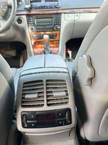 Mercedes E 320 2002, 271,000 km - 3.2 l - Bakı