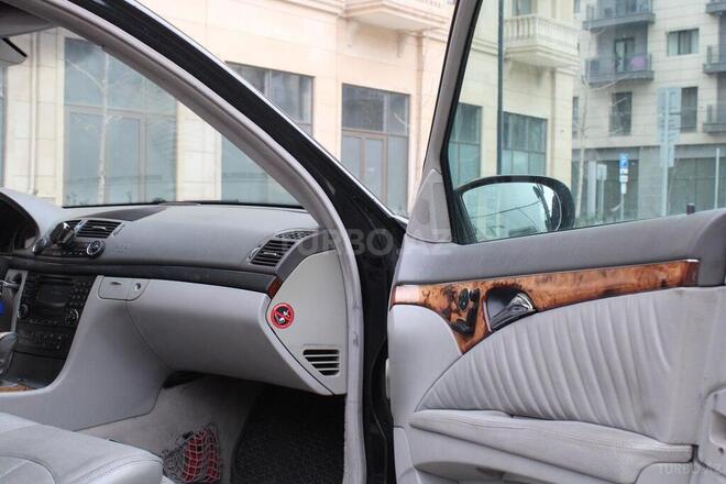 Mercedes E 320 2002, 271,000 km - 3.2 l - Bakı