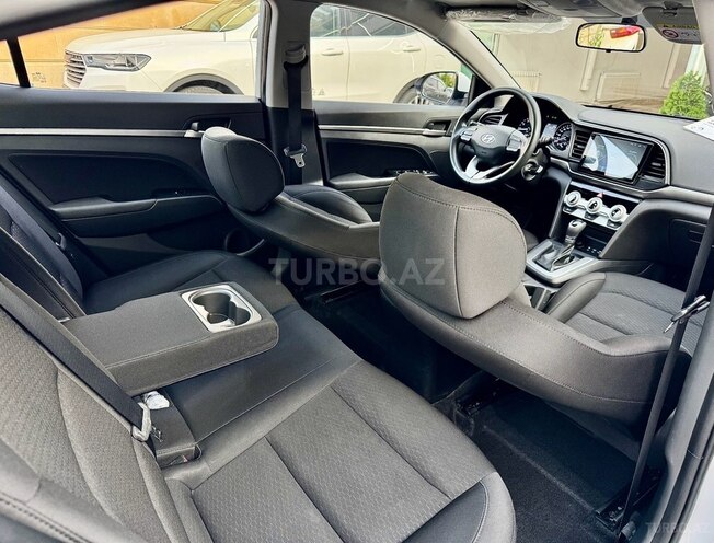 Hyundai Elantra 2019, 43,000 km - 1.6 л - Bakı