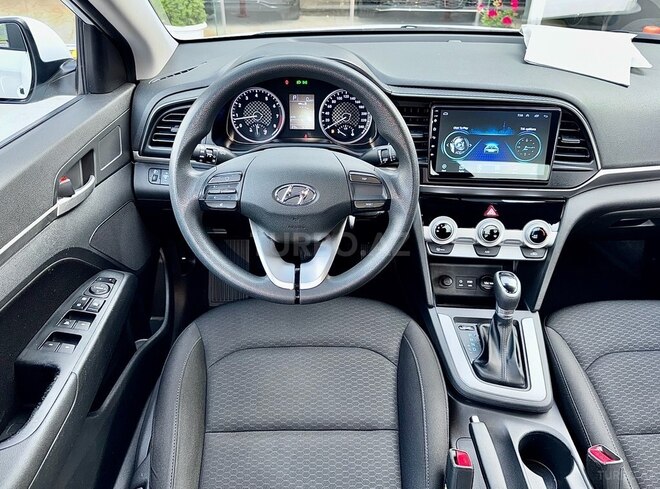 Hyundai Elantra 2019, 43,000 km - 1.6 л - Bakı