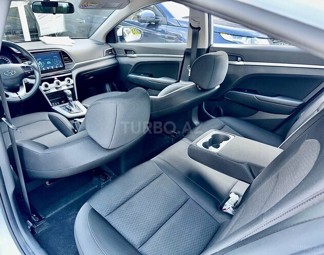 Hyundai Elantra 2019, 43,000 km - 1.6 л - Bakı