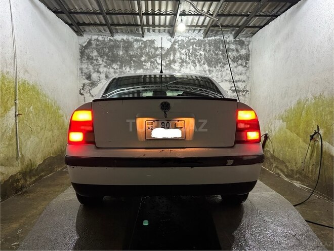 Volkswagen Passat 1999, 415,564 km - 1.8 л - Bakı