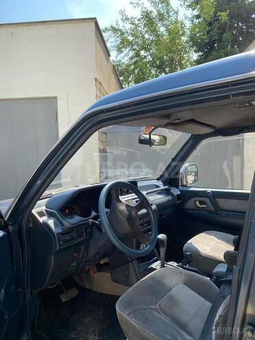Mitsubishi Pajero 1993, 235,421 km - 2.5 l - Bakı