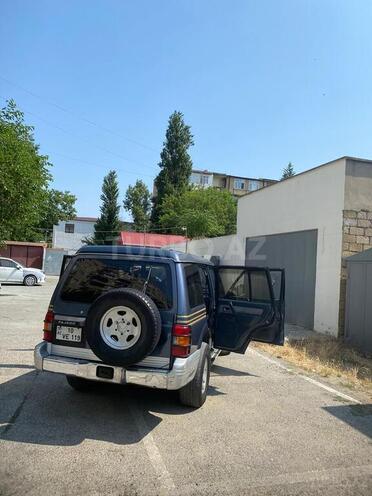 Mitsubishi Pajero 1993, 235,421 km - 2.5 l - Bakı