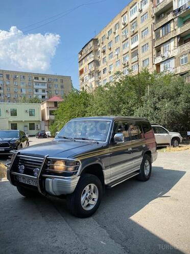 Mitsubishi Pajero 1993, 235,421 km - 2.5 l - Bakı