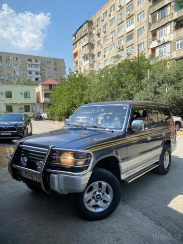 Mitsubishi Pajero 1993, 235,421 km - 2.5 l - Bakı