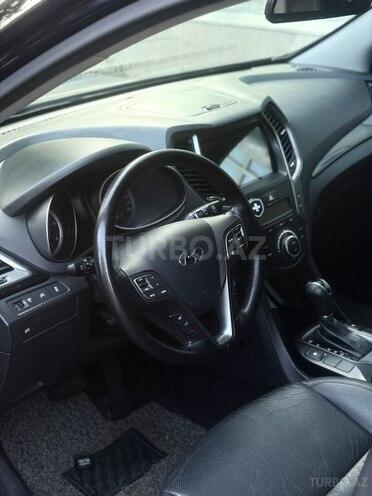 Hyundai Santa Fe-7