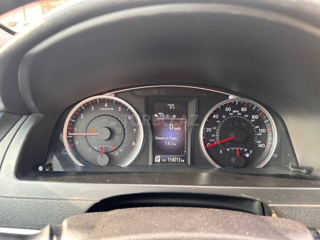 Toyota Camry-7