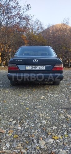 Mercedes E 200 1992, 555,555 km - 2.0 l - Şəki