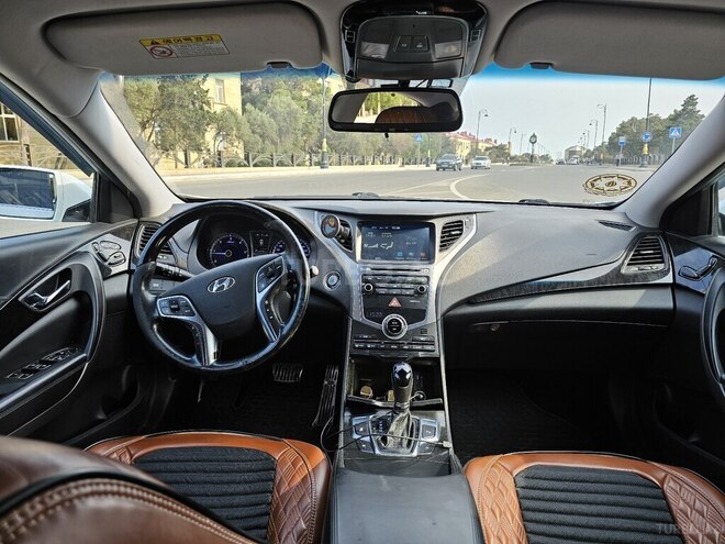 Hyundai Grandeur 2014, 190,000 km - 2.2 л - Bakı