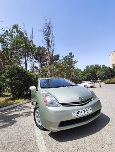 Toyota Prius-9