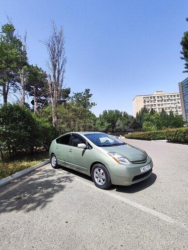 Toyota Prius-17