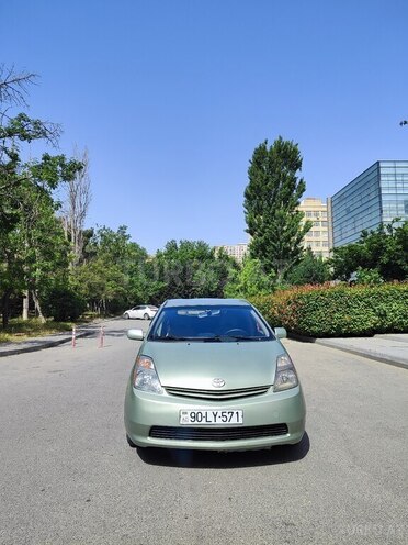 Toyota Prius-1
