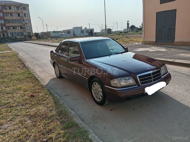 Mercedes C 200 1995, 125,807 km - 2.0 l - Bakı