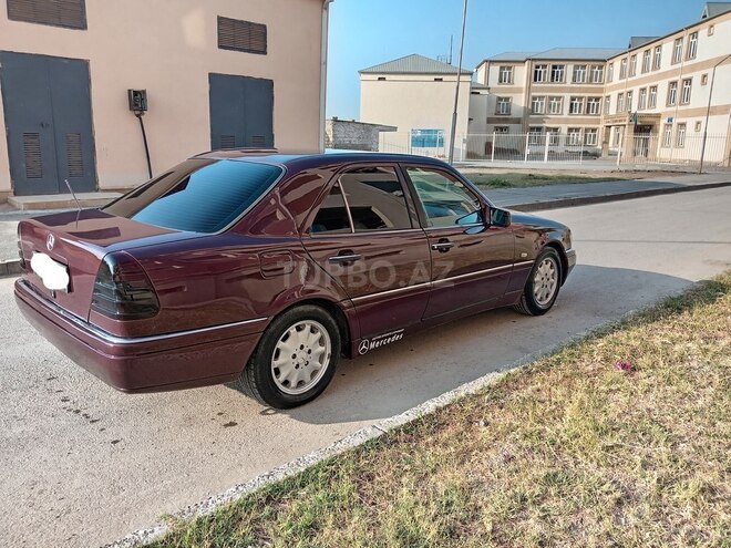 Mercedes C 200 1995, 125,807 km - 2.0 l - Bakı