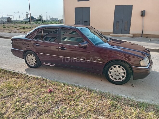 Mercedes C 200 1995, 125,807 km - 2.0 l - Bakı