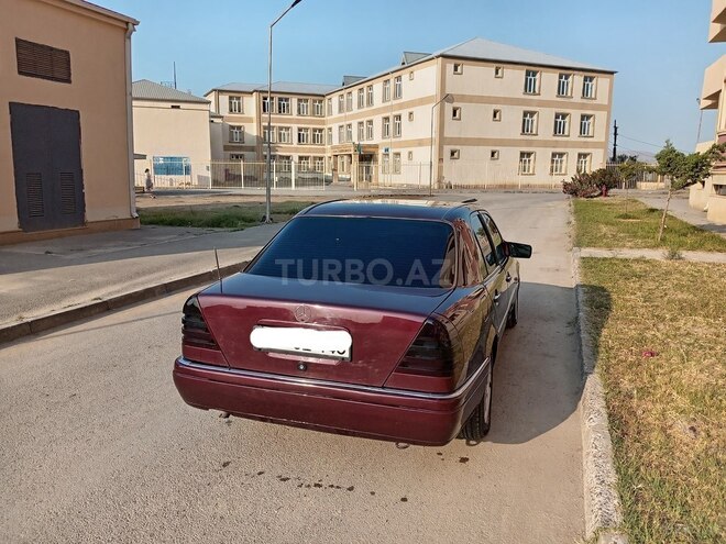Mercedes C 200 1995, 125,807 km - 2.0 l - Bakı