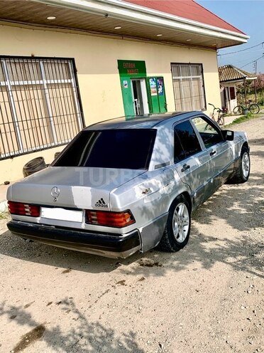 Mercedes 190 1990, 432,112 km - 2.0 l - Salyan