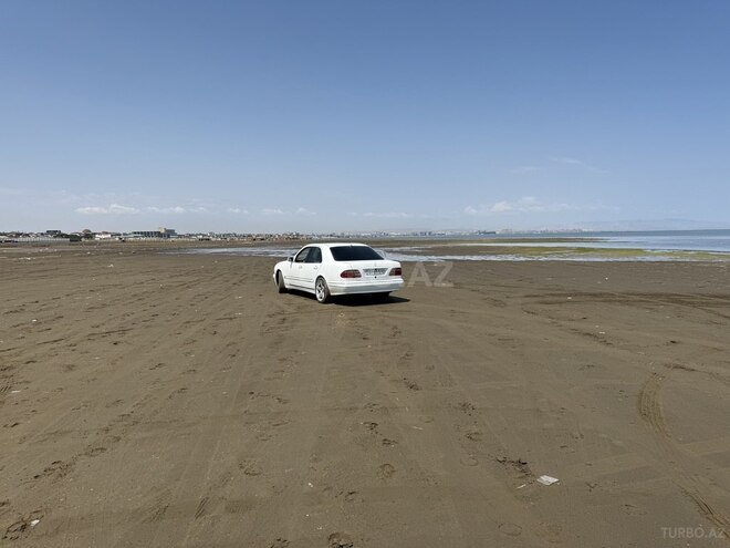 Mercedes E 240 1998, 340,000 km - 2.4 l - Bakı