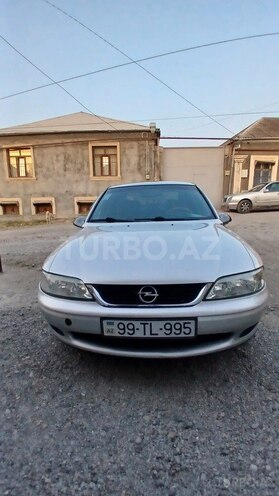 Opel Vectra 1996, 258,635 km - 1.6 l - Gəncə