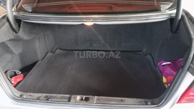 Mercedes E 280 2001, 557,680 km - 2.8 l - Ağstafa