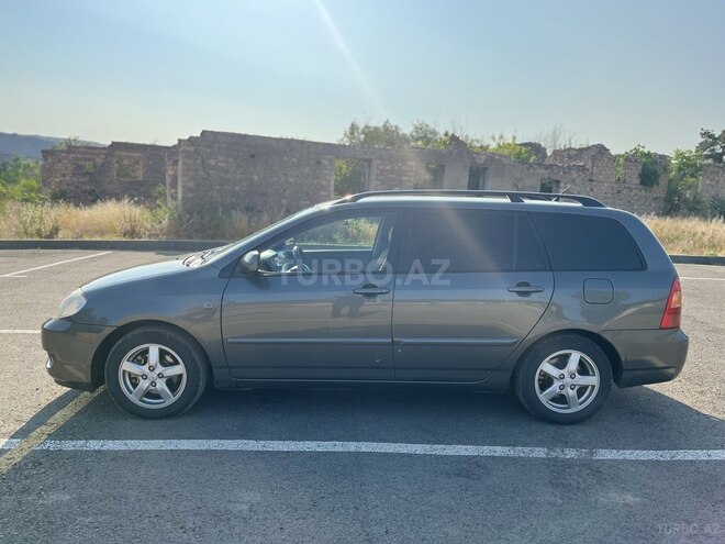 Toyota Corolla 2006, 357,000 km - 1.4 l - Sabirabad