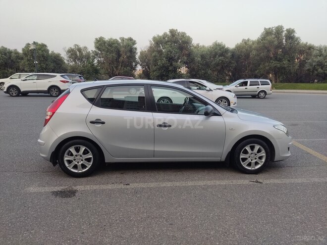 Hyundai i30 2010, 195,000 km - 1.4 л - Bakı