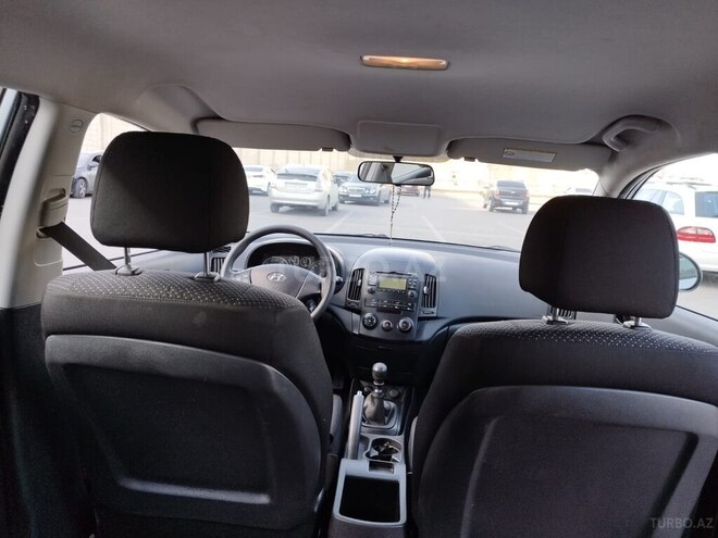 Hyundai i30 2010, 195,000 km - 1.4 л - Bakı