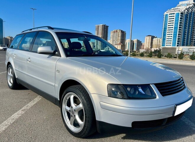 Volkswagen Passat-2