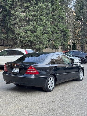 Mercedes C 240 2001, 275,000 km - 2.6 l - Bakı