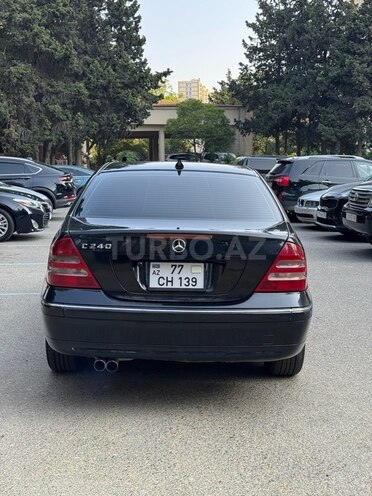 Mercedes C 240 2001, 275,000 km - 2.6 l - Bakı