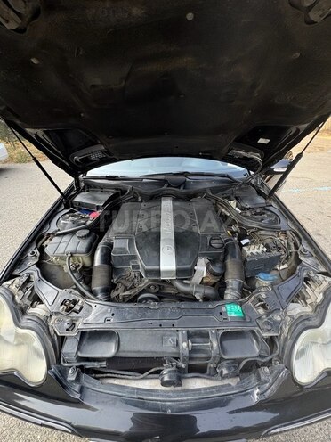 Mercedes C 240 2001, 275,000 km - 2.6 l - Bakı